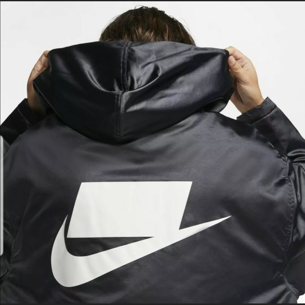 Nike Long Jacket, NWT - Picture 2 of 11